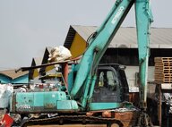 Used Kobelco SK-200LC Excavator For Sale in Singapore