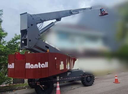 Used Mantall HT270 Boom Lift For Sale in Singapore