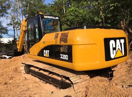 Refurbished Caterpillar (CAT) 320D Excavator For Sale in Singapore