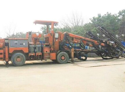 Used Tamrock Jumbo Drill Machine Drilling Machine For Sale in Singapore