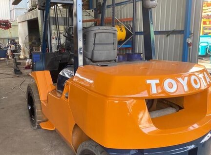 Refurbished Toyota 7D40 Forklift For Sale in Singapore