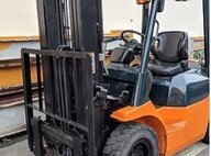 Used Toyota 62-7FD25 Forklift For Sale in Singapore