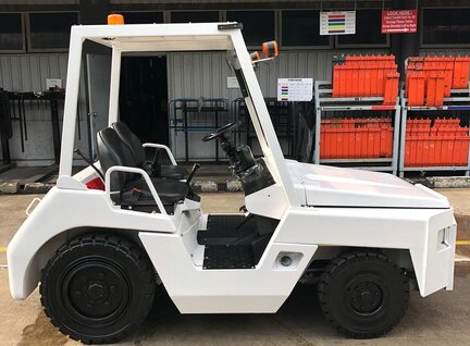 Refurbished Toyota 2TD20 Tractor For Sale in Singapore