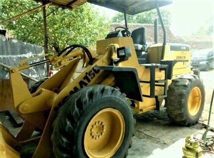 Used Komatsu WA100-3 Loader For Sale in Singapore