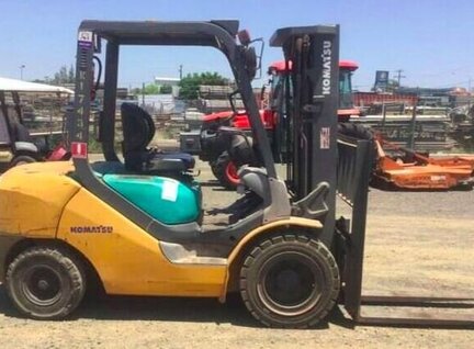 Used Komatsu Fd30t 16 Forklift For Sale In Singapore Heavymart Com