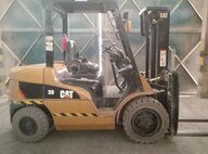 Used Caterpillar (CAT) DP30NT Forklift For Sale in Singapore