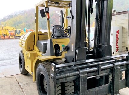 Used UNIC FD100-3 Forklift For Sale in Singapore
