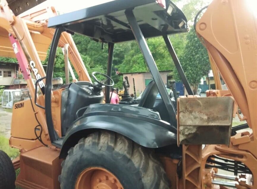 Case 580M Backhoe Loader Bekas Untuk Dijual di Malaysia