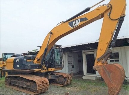 Used Caterpillar (CAT) 320D2 Excavator For Sale in Singapore