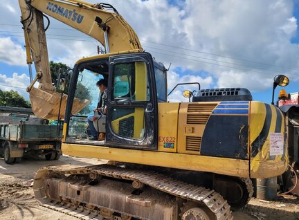 Used Komatsu PC200-8  Excavator For Sale in Singapore