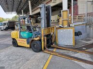 Used Komatsu FD50AT-7 Forklift For Sale in Singapore