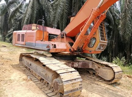 Used Hitachi EX220-1 Excavator For Sale in Singapore