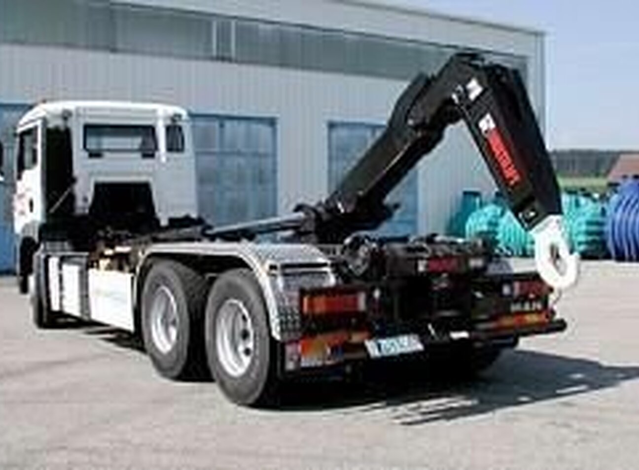 New Hiab XP22Z.51 Hooklift Truck For Sale in Singapore
