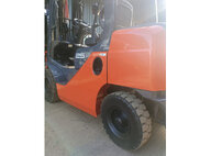 Refurbished Toyota 8FD25 Forklift For Sale in Singapore