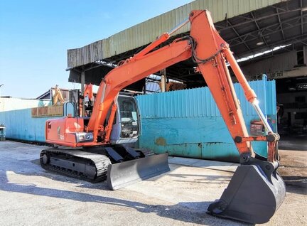 Refurbished Hitachi EX120-5 Excavator For Sale in Singapore