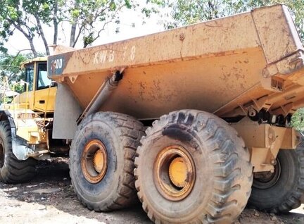 Used Volvo A40D Dump Truck For Sale in Singapore