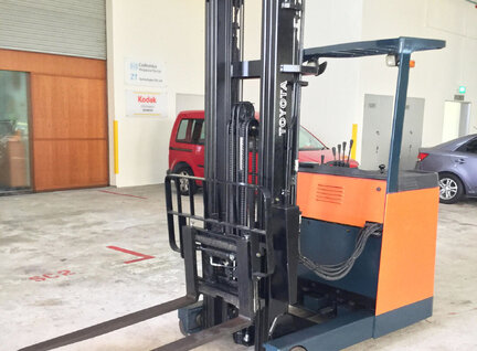 Used Toyota 7FBRS18 Reach Truck For Sale in Singapore