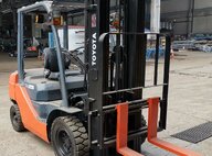 Used Toyota 62-8FD25 Forklift For Sale in Singapore