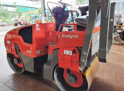 New Atlas Copco AW 240 Road Roller For Sale in Singapore