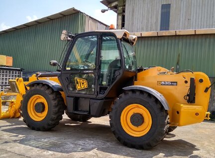 Refurbished JCB 535-140 Telehandler For Sale in Singapore