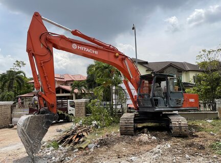 Used Hitachi UH07-7 Excavator For Sale in Singapore