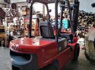 Used Nissan 01ZFGJ02A30U Forklift For Sale in Singapore