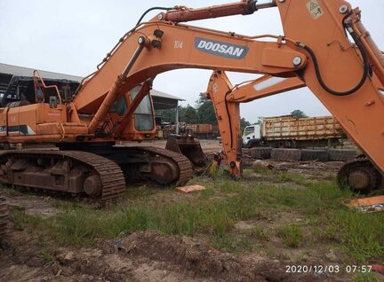 Used Doosan S 500 LCV Excavator For Sale in Singapore