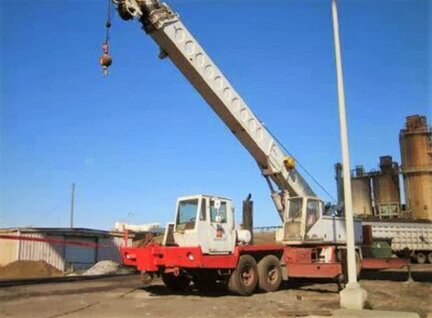 Used Link-Belt HC-138A Crane For Sale in Singapore