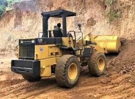 Used Komatsu WA180-1 Loader For Sale in Singapore