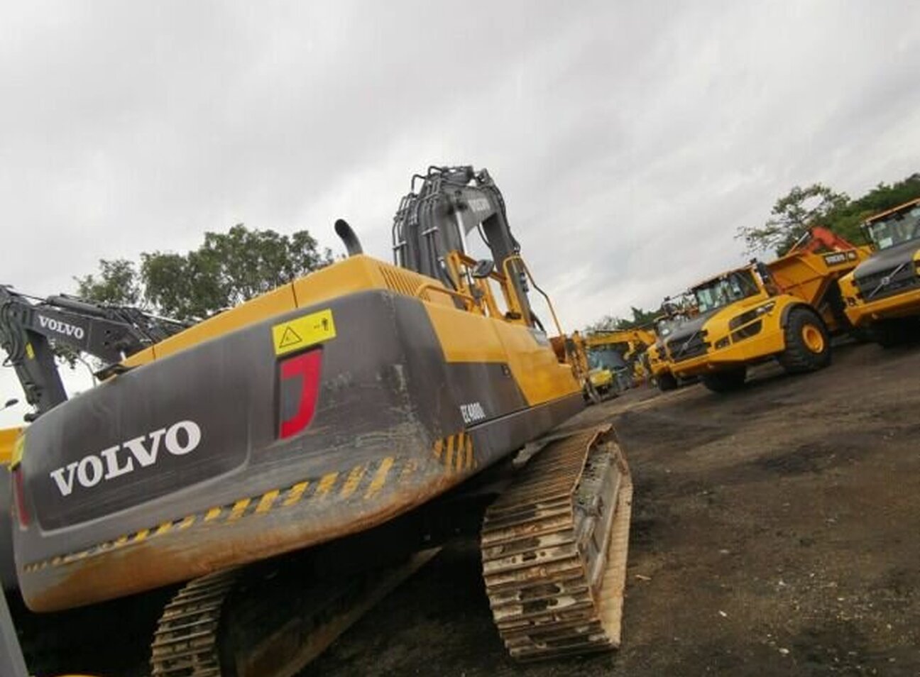 Экскаватор volvo ec480dl