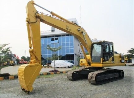 Refurbished Komatsu PC200-8N1 Excavator For Sale in Singapore