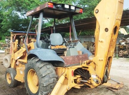 Used Case 580 Super L Backhoe Loader For Sale in Singapore