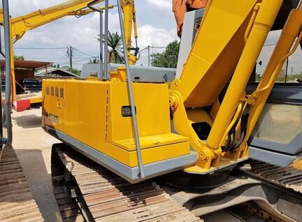 Used Sumitomo 265 Excavator For Sale in Singapore