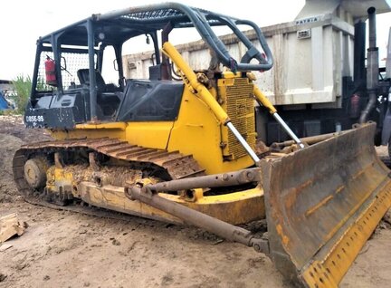 Used Komatsu D85-SS Bulldozer For Sale in Singapore