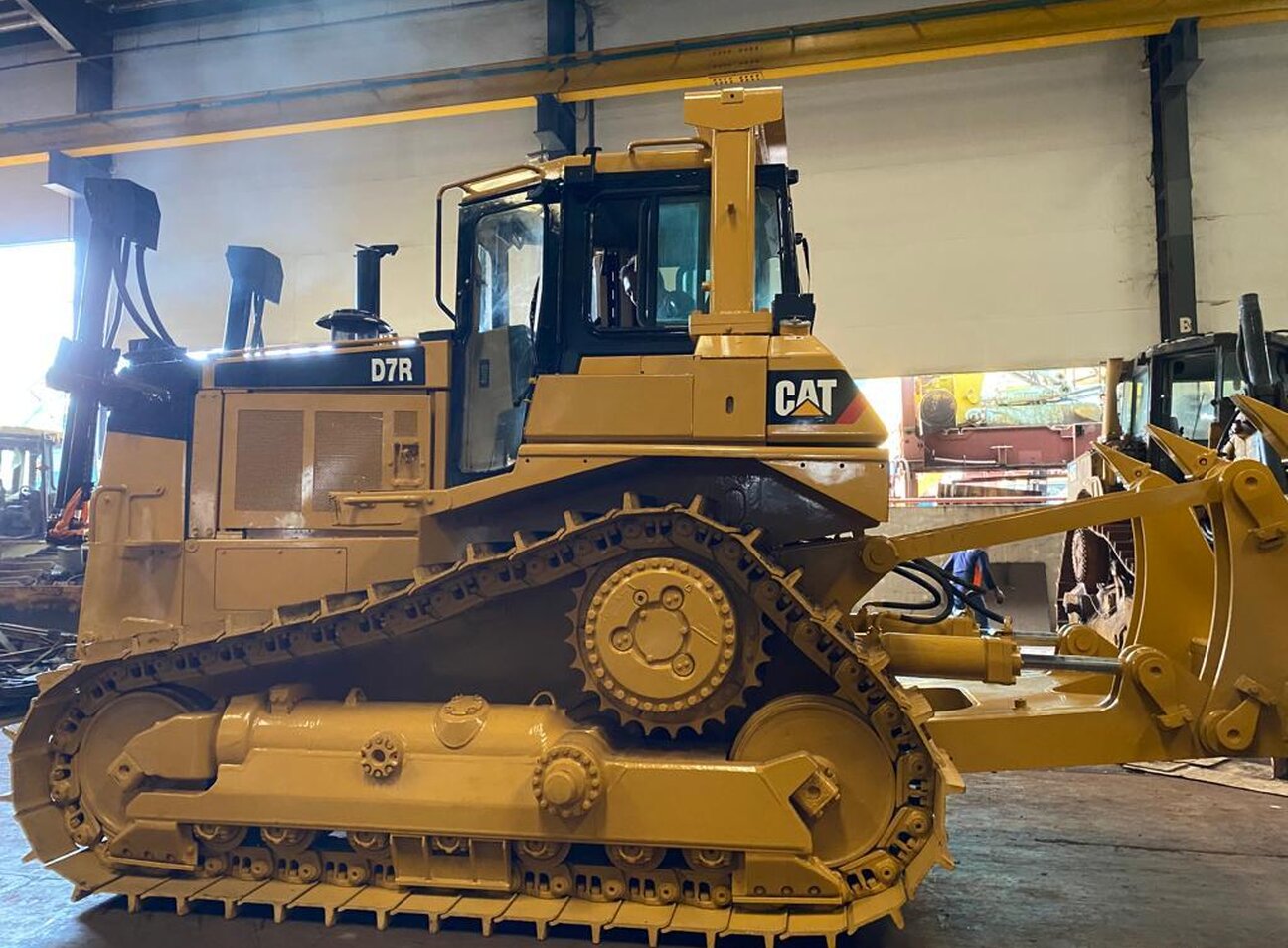 refurbished-caterpillar-cat-d7r-bulldozer-for-sale-in-singapore