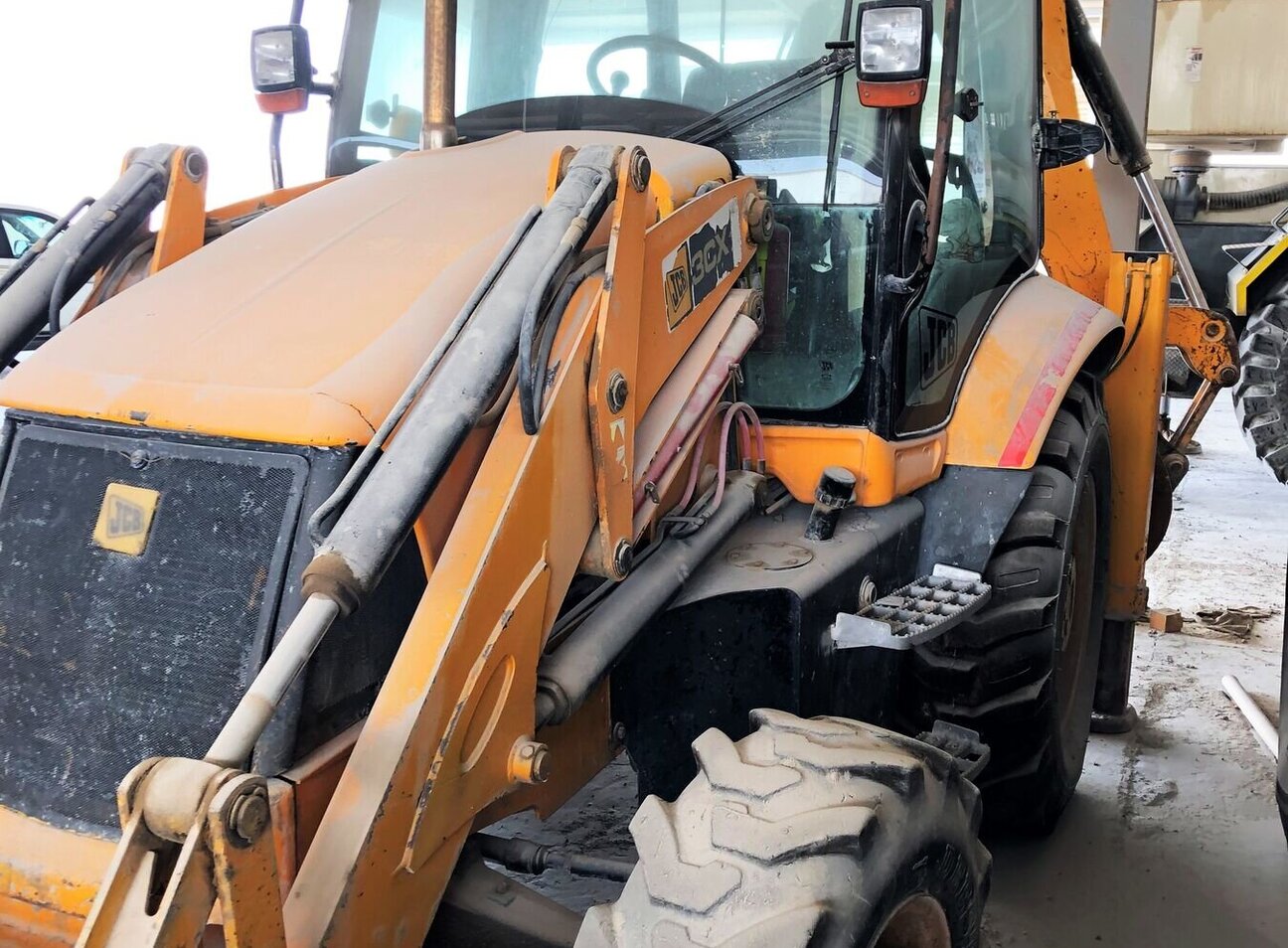 Used JCB 3CX Backhoe Loader For Sale in Qatar