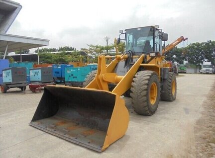 Used Komatsu WA150-5 Loader For Sale in Singapore