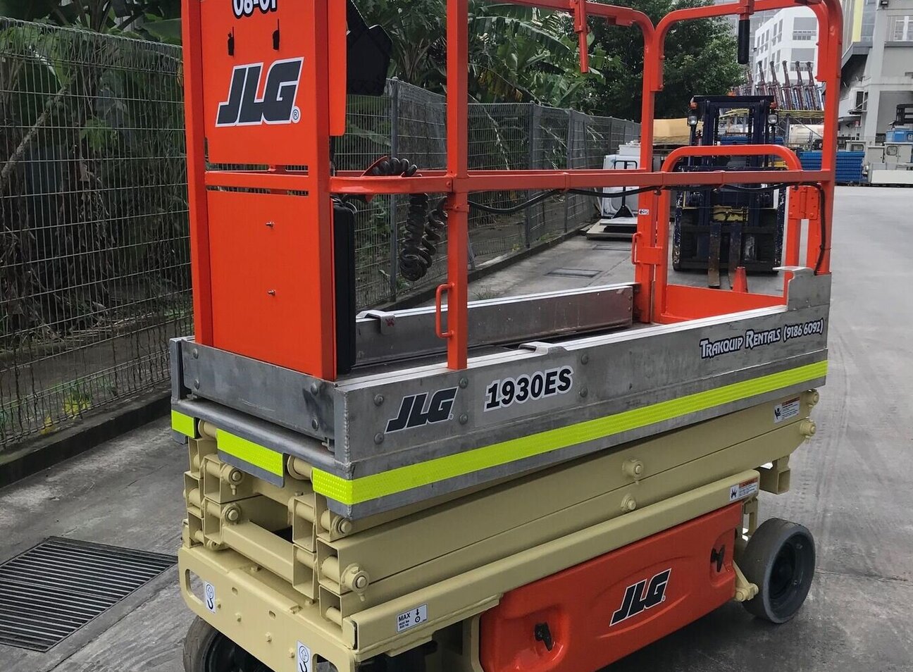Refurbished JLG 1930 ES Scissor Lift For Sale in Singapore